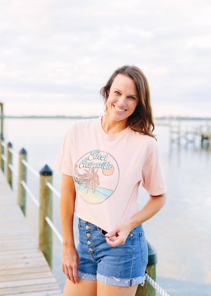 Knot Responsible Peach Graphic Crop Tee